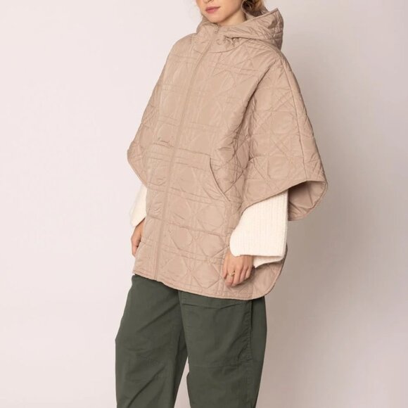 NWT Beige Quilted Puffer Zip Poncho | Cozy Oversized Cape Jacket with Pockets - Picture 2 of 3